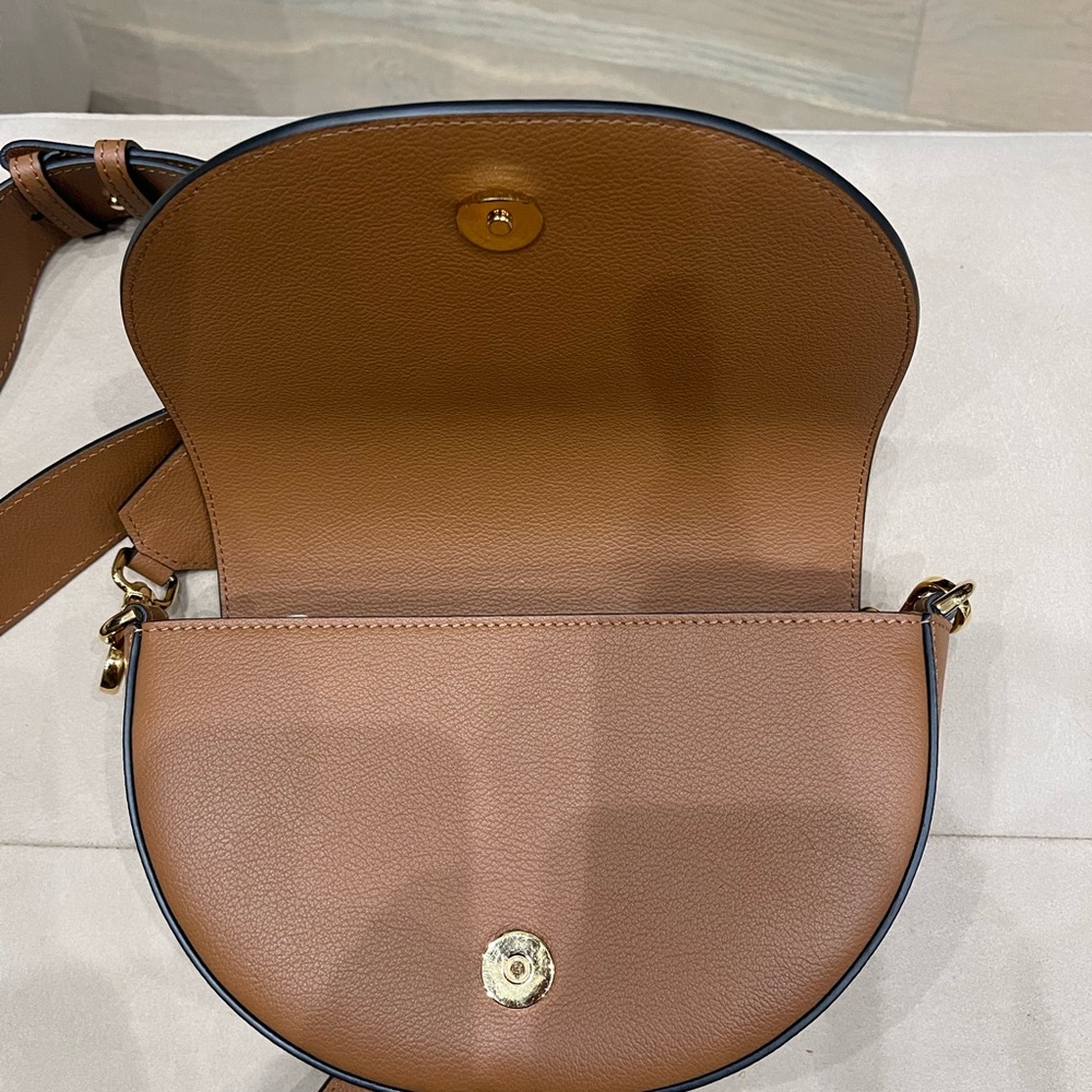 Versace bag - Picture 4 of 9